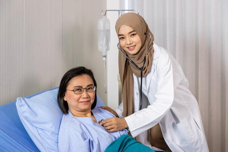 Kriteria Tenaga Medis Profesional di Klinik Kesehatan Malang