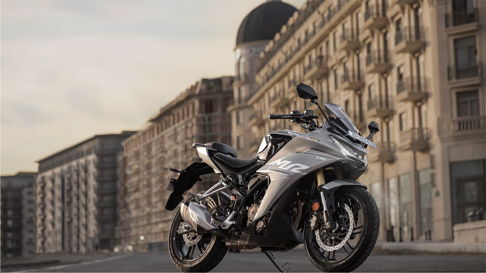 Comparing Prices: Is the Karizma XMR the Best 200cc Bike in India Today?