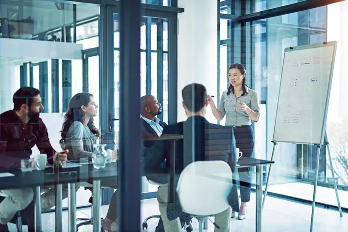 Boost Your Career with Personal Branding Experts & Soft Skills Training.