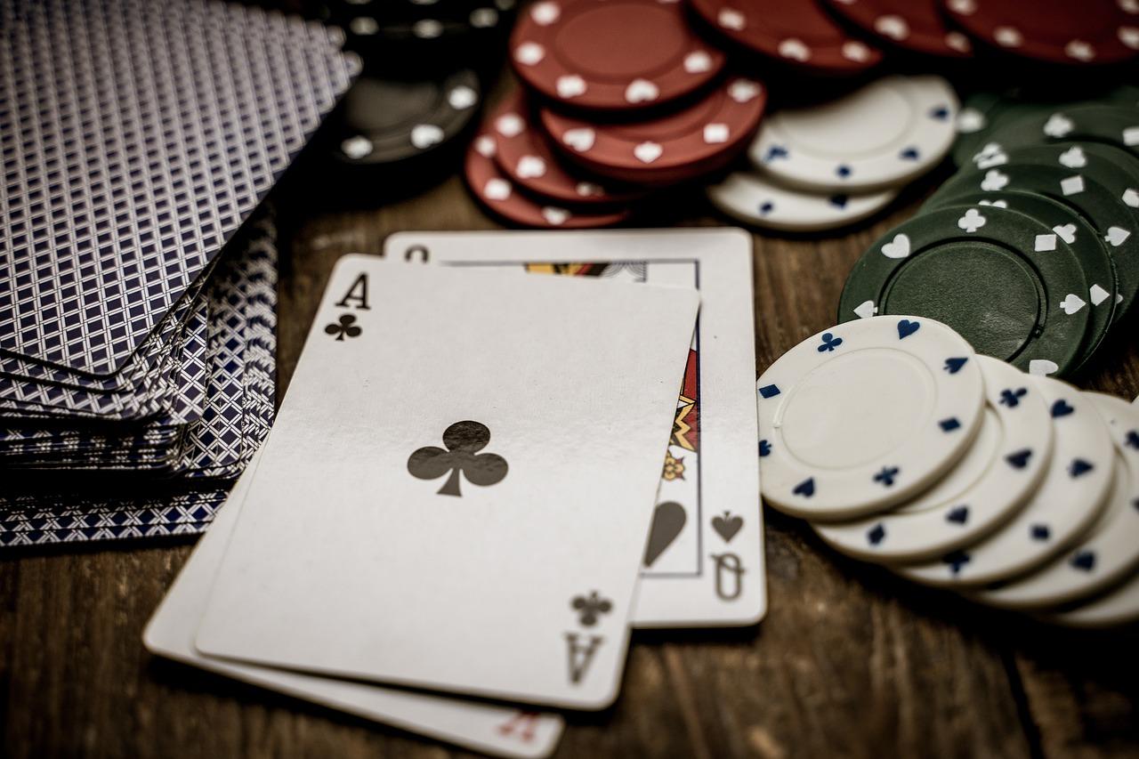 Hvordan teknologi og AI ændrer landskabet for online casinoer i 2025