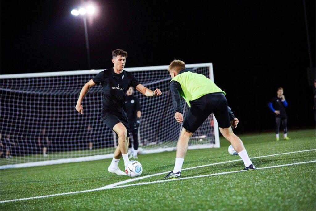 Rising Stars & Smart Gear Lead Sports Trends 2025