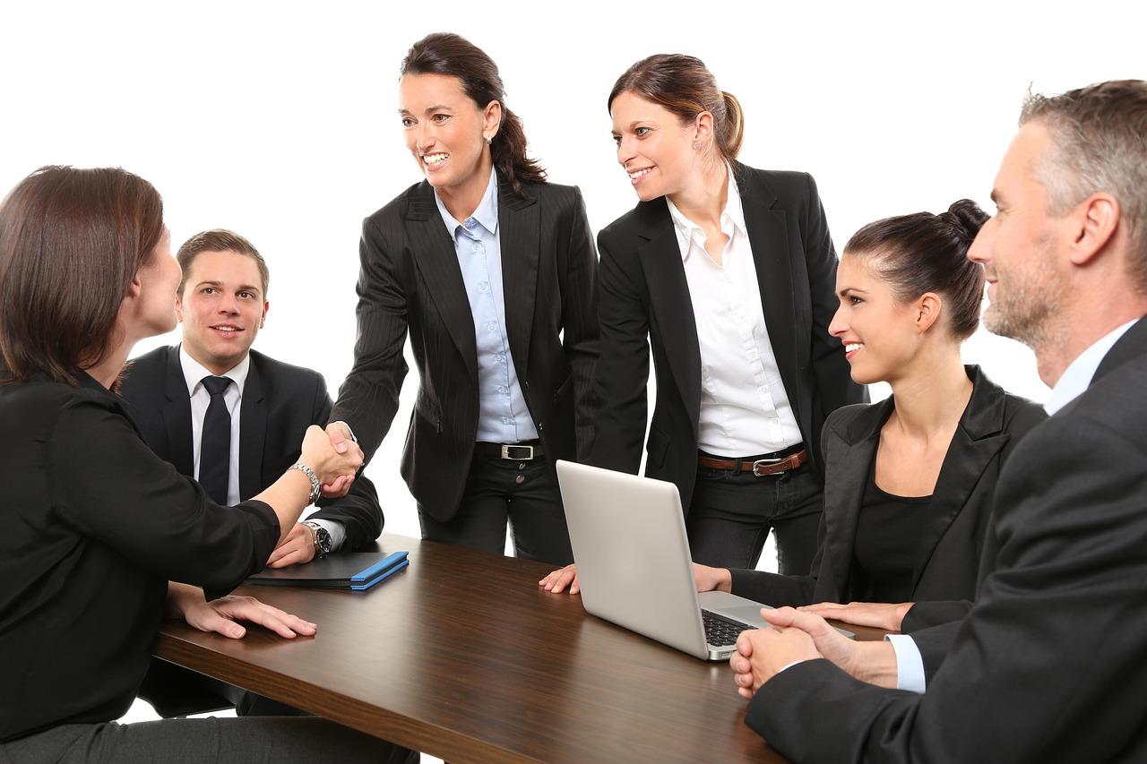 How Virtual Assistants Can Transform Your Sales and Lead Generation