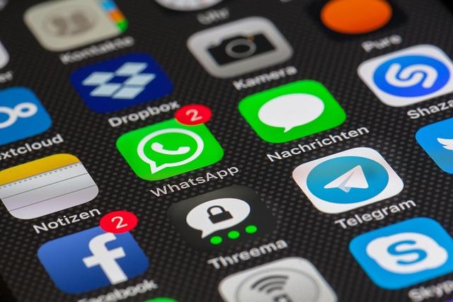 Facebook से ऑनलाइन पैसे कमाने के आसान तरीके