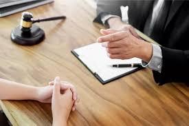 Nadelen van afwachten bij dreigende sancties van de overheid.​