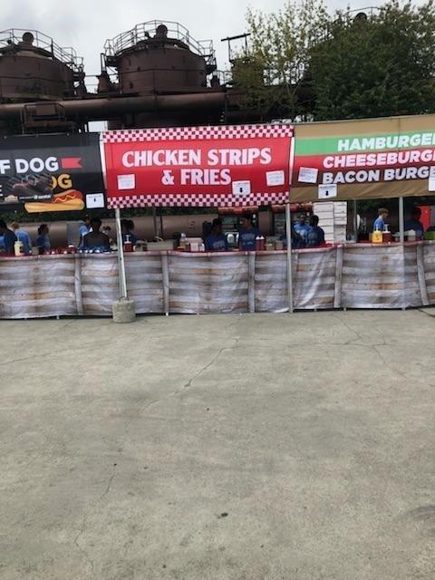 Transform Your Marketing Game with Premium Vinyl Banners, Display Stands, and Fabric Backdrops