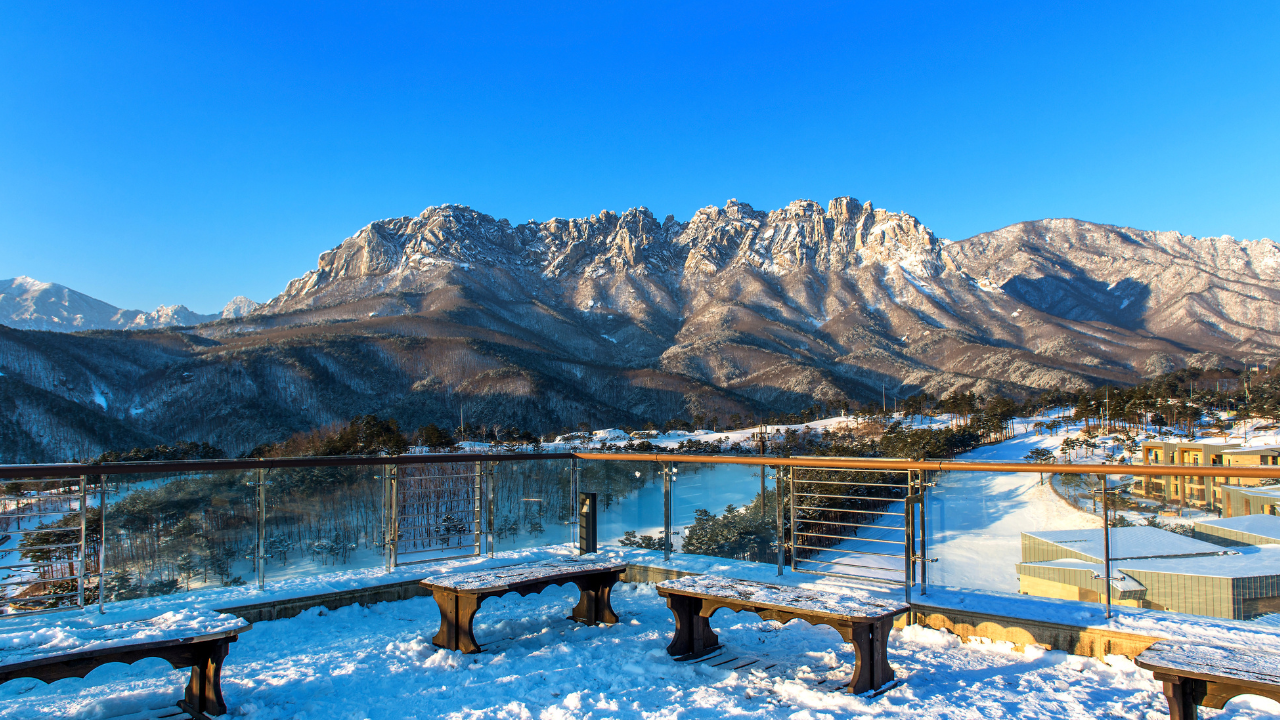 Tour Packages and Holiday Packages in 2025 in Best Kashmir Luxury Tour Packages