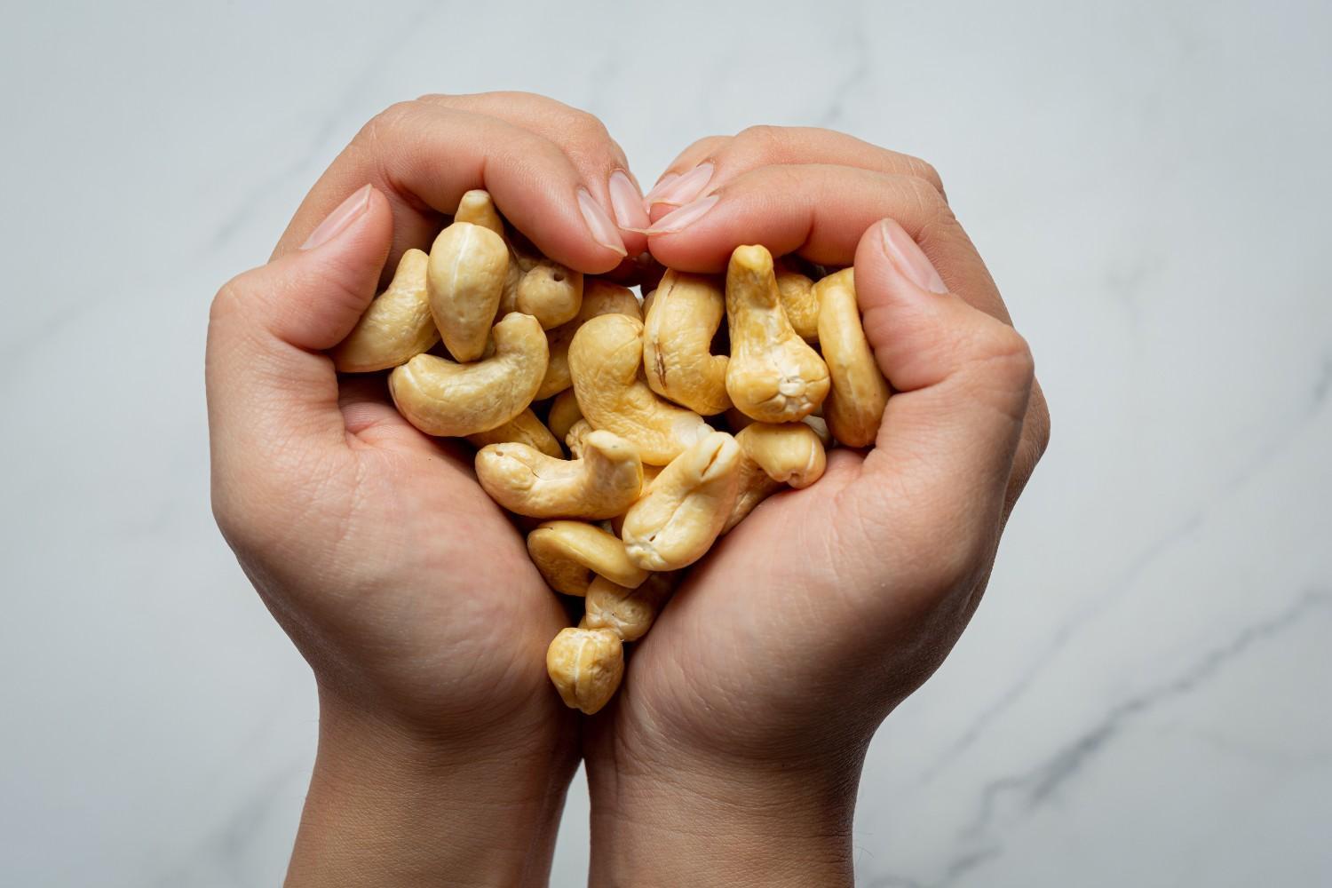 Best Cashew Nuts Supplier for Bulk Orders at Competitive Prices
