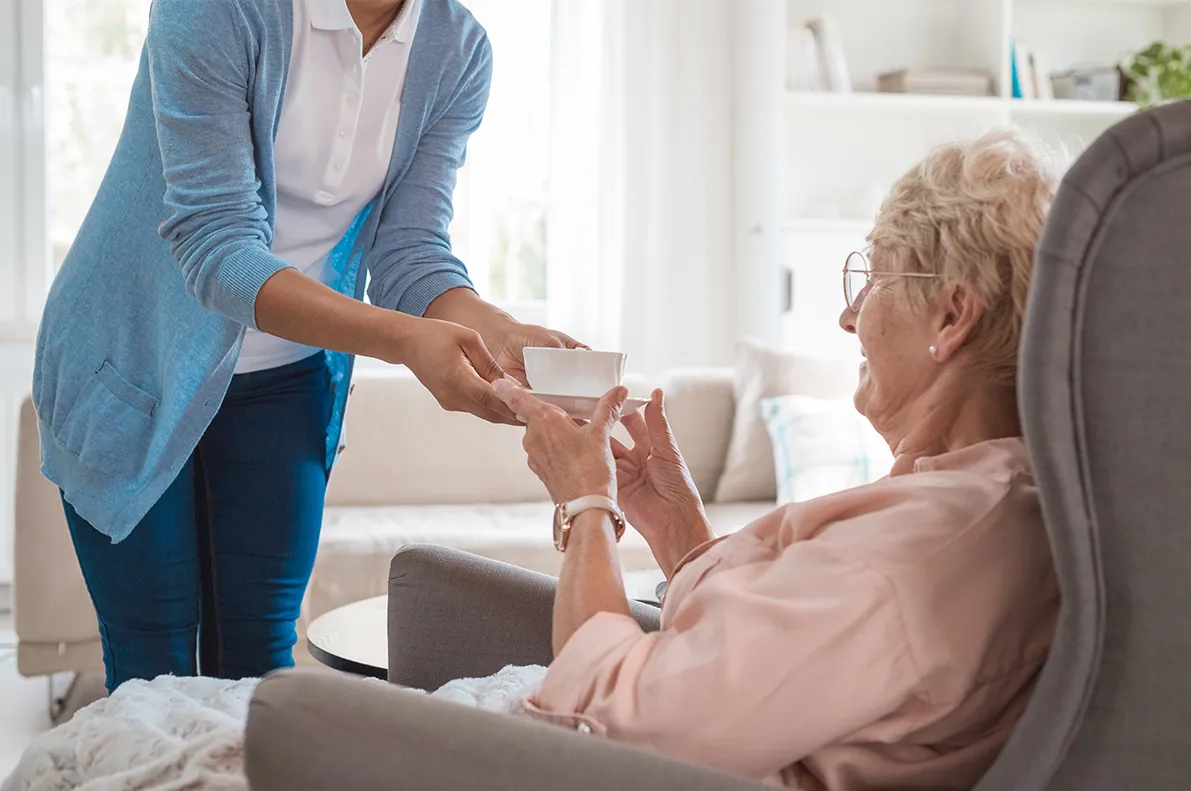 Need Reliable Elder Home Care Services in Sharjah? Here&rsquo;s What to Know