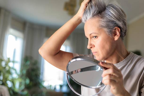 How Does the Best Gray Hair Specialist Handle Yellow Tones?
